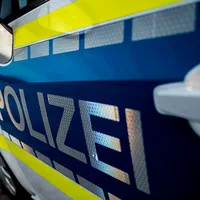 polizei-auto-blaulicht.jpg